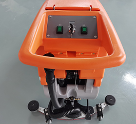 <b>可以在洗地機中加入洗衣粉嗎？</b>